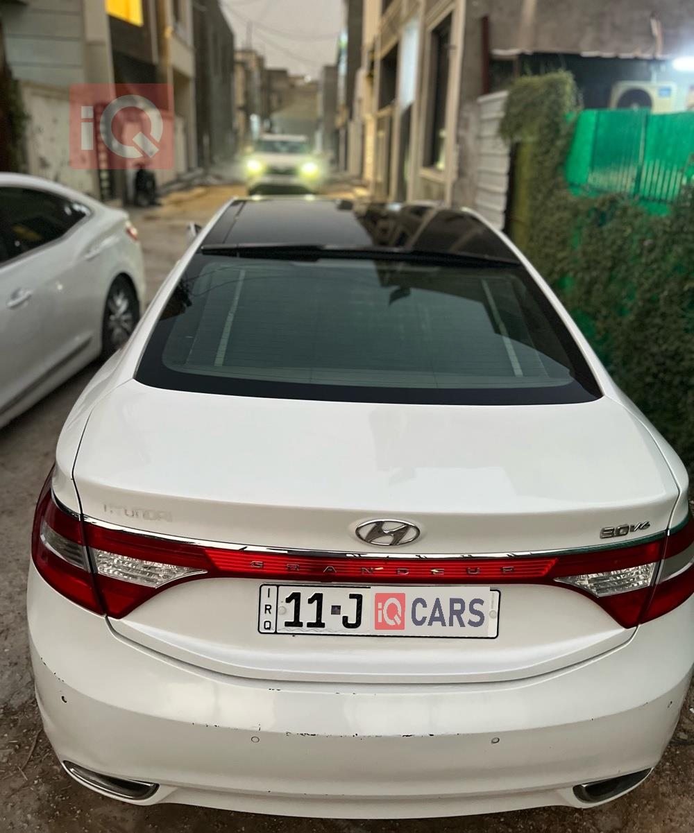 هیوندای ازێرا